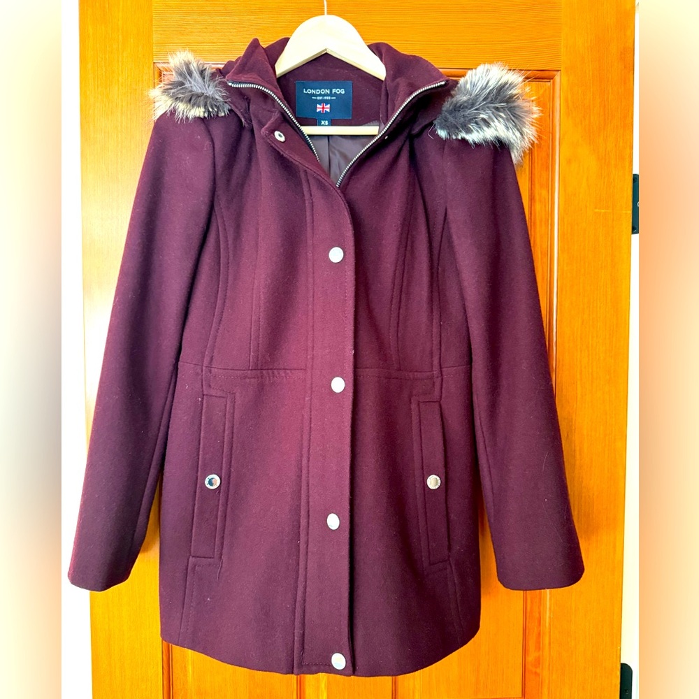 London Fog single breasted pea coat in beautiful wine color, XS size